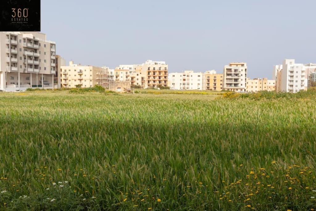 Spacious 2Br Apt In Qawra - Perfect For Families By 360 Estates St. Paul's Bay Exteriör bild
