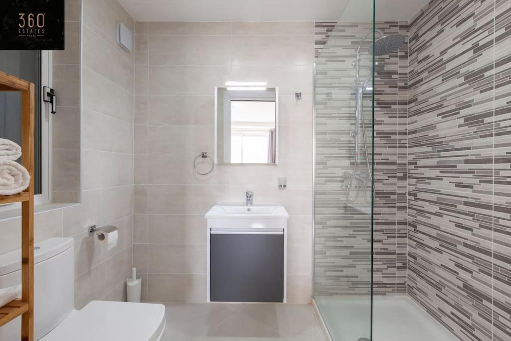 Spacious 2Br Apt In Qawra - Perfect For Families By 360 Estates St. Paul's Bay Exteriör bild