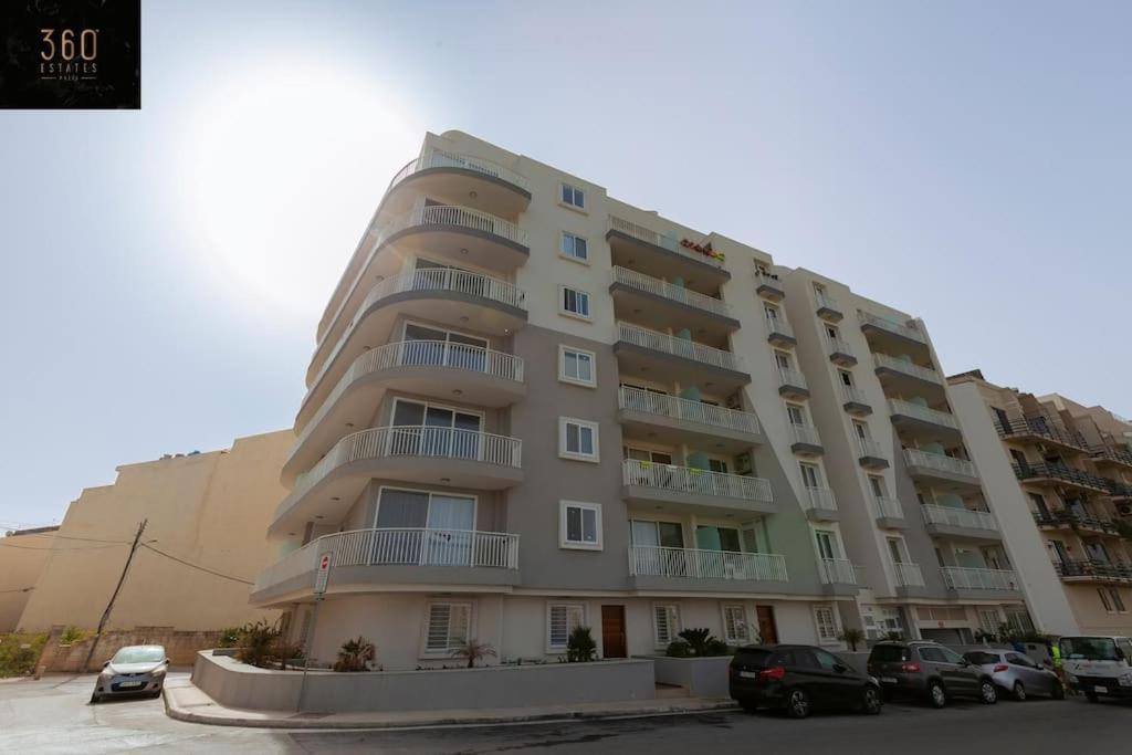 Spacious 2Br Apt In Qawra - Perfect For Families By 360 Estates St. Paul's Bay Exteriör bild